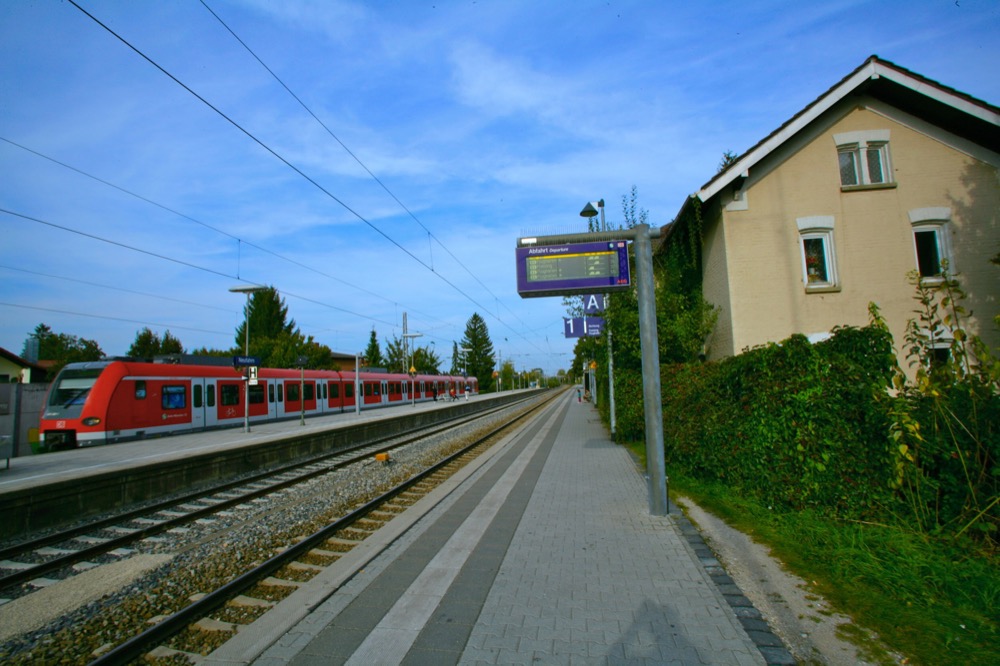 Bahnhof Neufahrn MVV